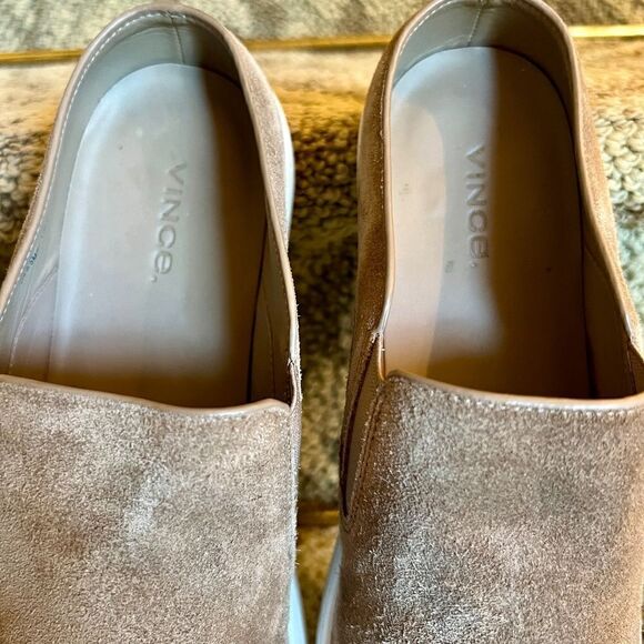 EUC Vince Women's Verrell Slip On Taupe Suede Sneakers US Size 8.5 Medium - Picture 4 of 7